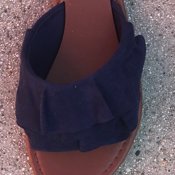 City Classified girly navy ruffle Slide Sandals - Picture 3 of 4